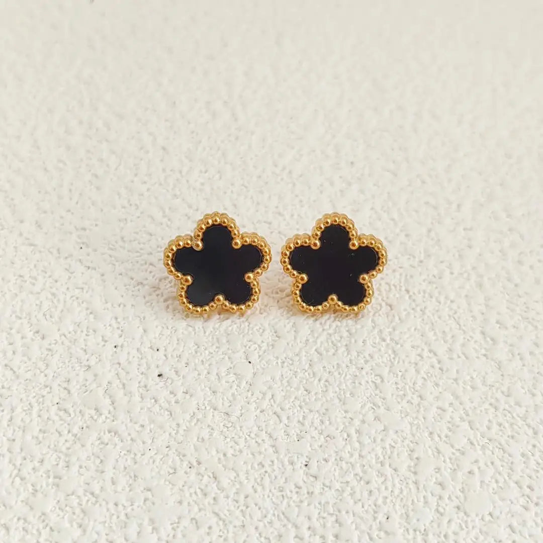 Five Leaf Necklace